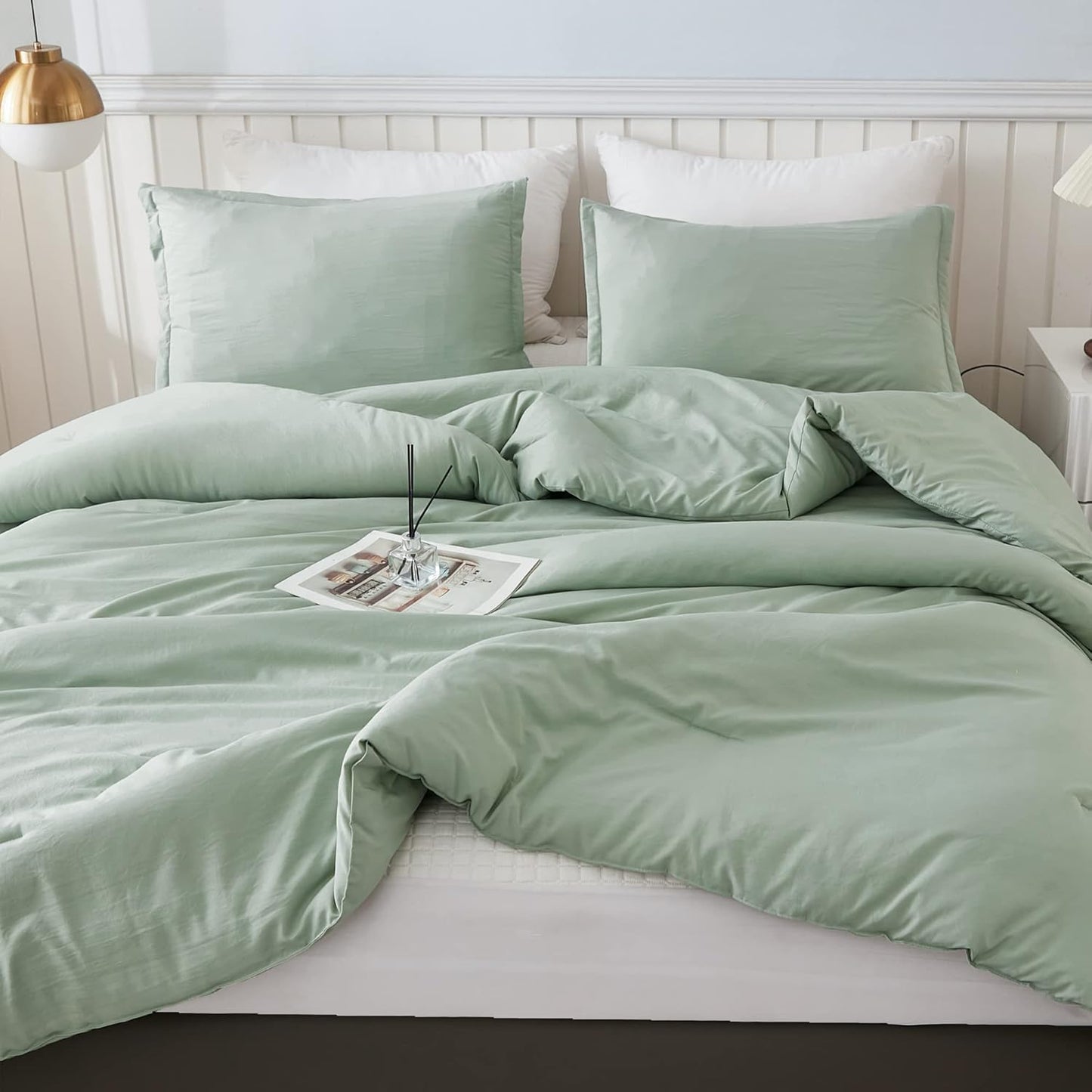 King Size Comforter Set Sage Green, 3 Pieces Lightweight Solid Comforter King Size, All Season Fluffy Down Alternative Comforter Bed Set Quilt Blanket