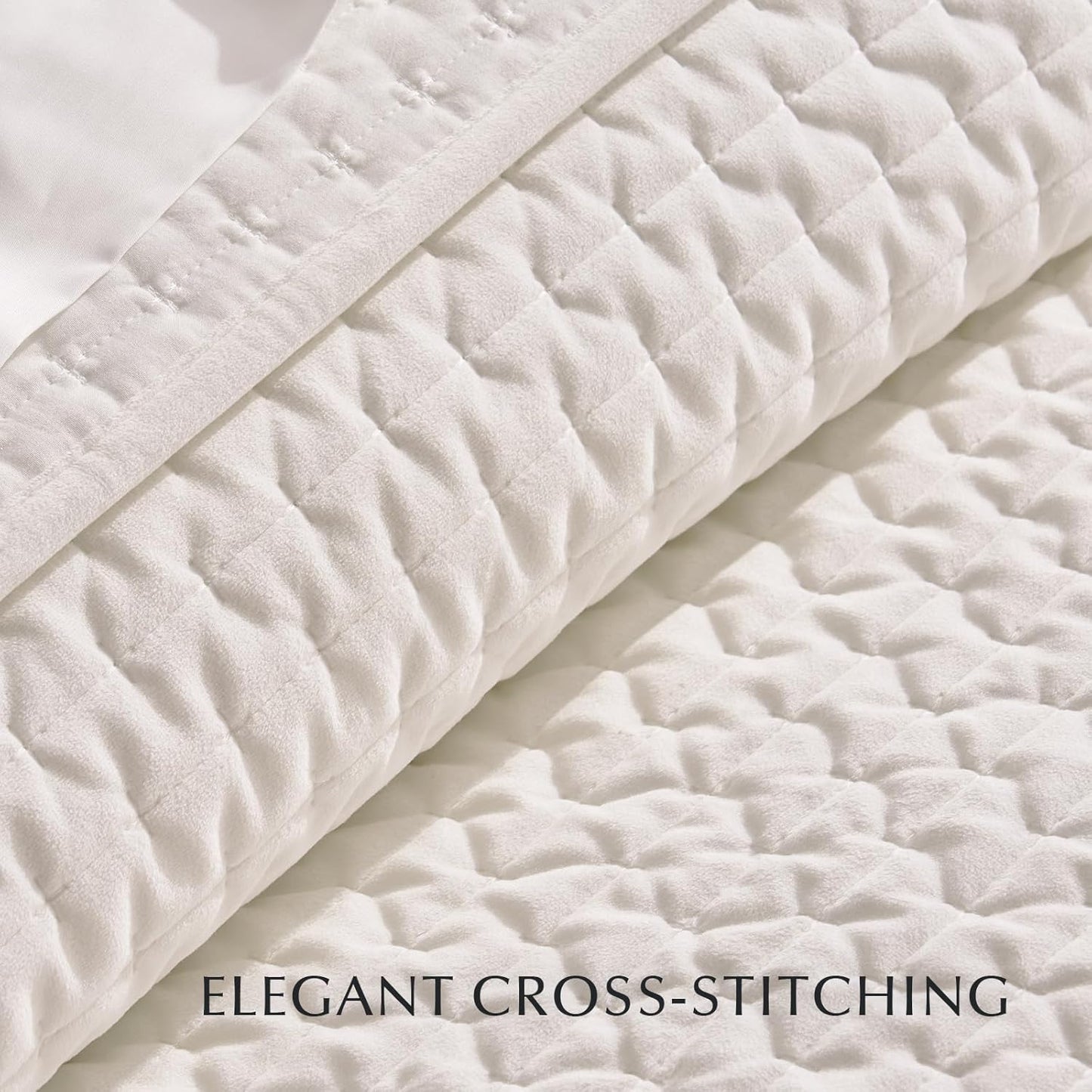 Luxury Velvet Quilt Set Queen Size 3 Piece, Soft Oversized Cross-Stitch Velvet Comforter Set with Pillow Shams, Lightweight Velvet Coverlet Bedspread Bedding Set for All Seasons, Cream White