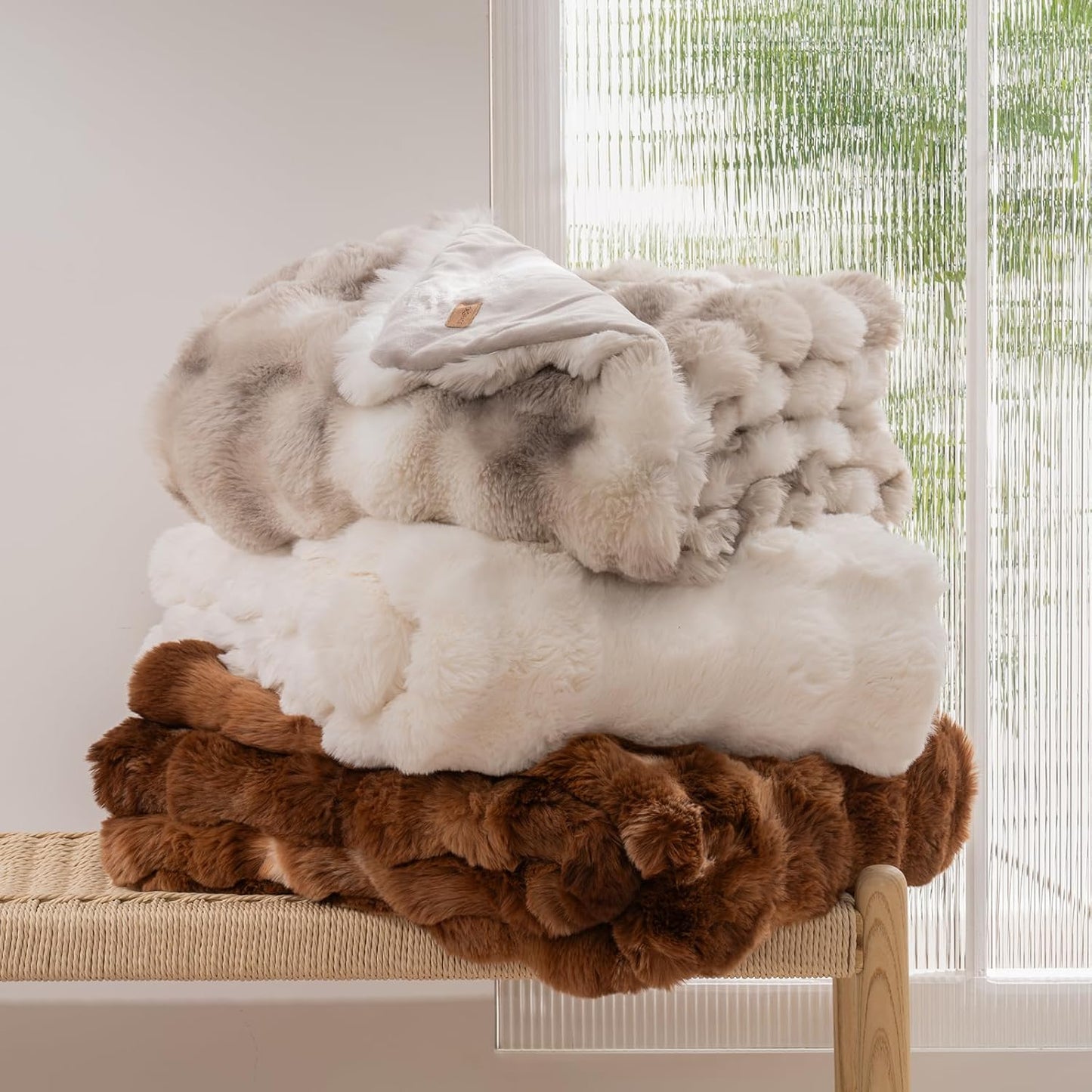 Ultra Soft Luxury Fluffy Ridgeline Faux Rabbit Fur Throw Blanket, Thick Warm Bubble Throw for Bed, Cozy Plush Reversible Blankets for Couch, Chair, Sofa, Ivory White, 60x80 Inches, 870 GSM
