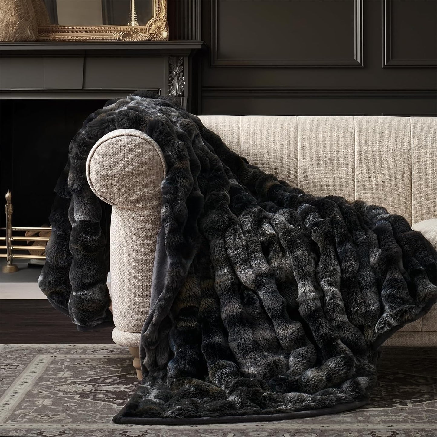 Ultra Soft Luxury Fluffy Ridgeline Faux Rabbit Fur Throw Blanket, Thick Warm Bubble Throw for Bed, Cozy Plush Reversible Blankets for Couch, Chair, Sofa, Ivory White, 60x80 Inches, 870 GSM