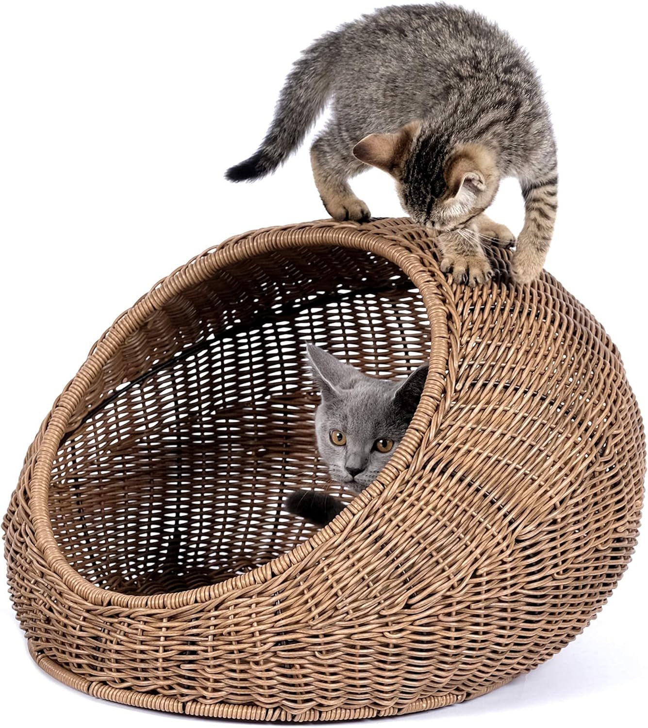Wicker Cat Bed Dome for Medium Indoor Cats - a Covered Cat Hideaway Hut of Faux Rattan Houses Pets in Dome Basket, Washable