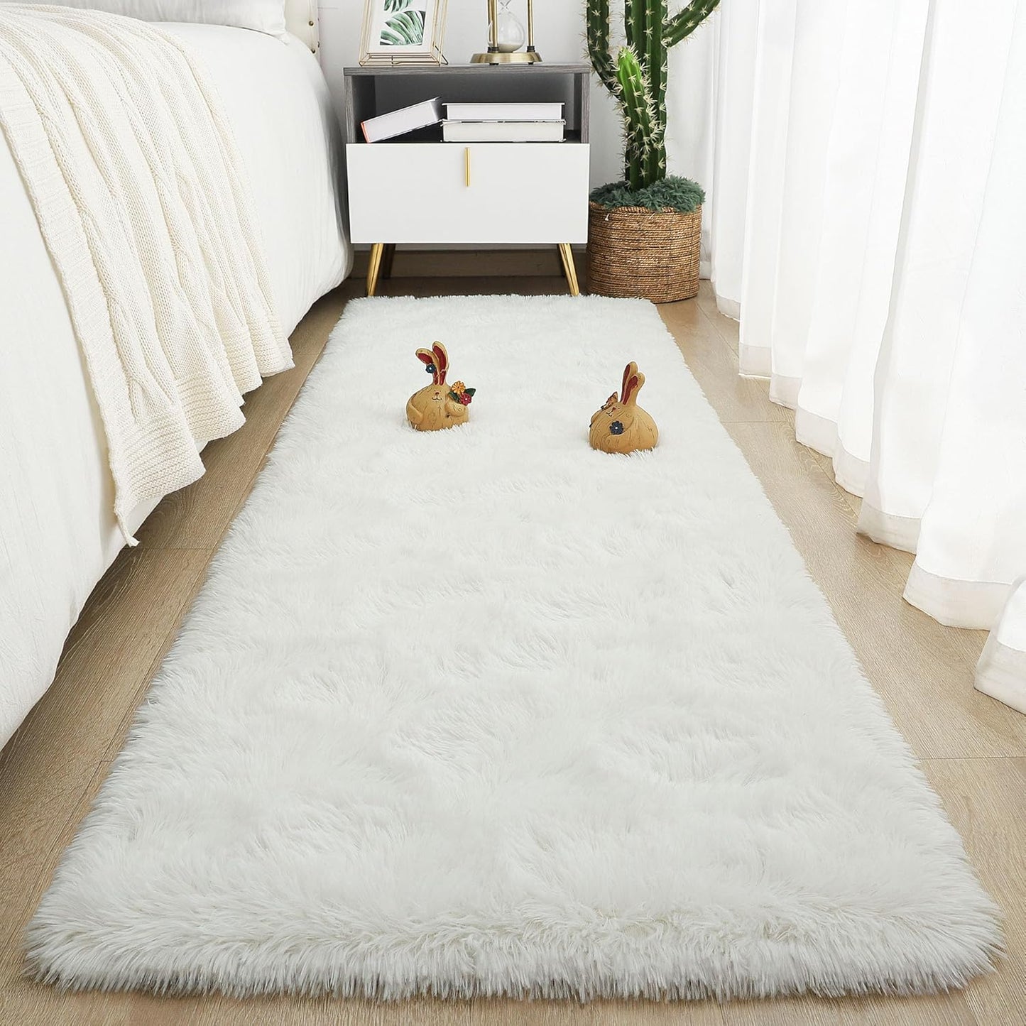 Area Rugs 8x10 for Living Room, Super Soft Fluffy Rugs for Bedroom, Modern Shaggy Rug Fuzzy Carpets for Kids, Plush Indoor Nursery Home Decor Rug with Non-Slip Bottom, Black