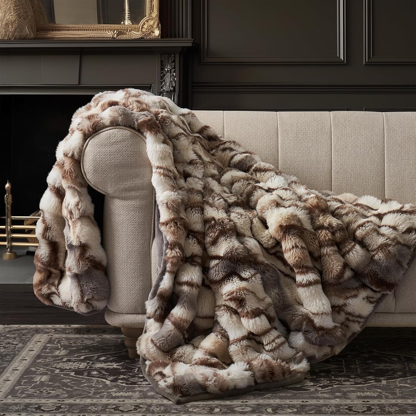 Ultra Soft Luxury Fluffy Ridgeline Faux Rabbit Fur Throw Blanket, Thick Warm Bubble Throw for Bed, Cozy Plush Reversible Blankets for Couch, Chair, Sofa, Ivory White, 60x80 Inches, 870 GSM