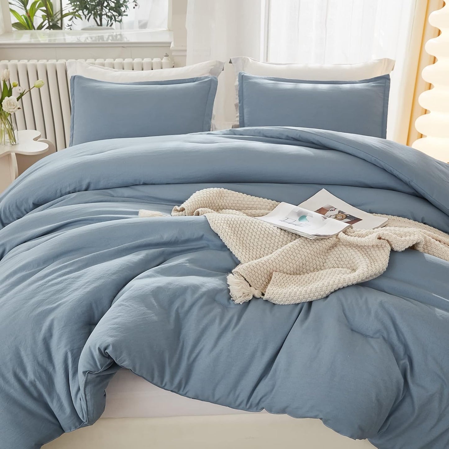 King Size Comforter Set Sage Green, 3 Pieces Lightweight Solid Comforter King Size, All Season Fluffy Down Alternative Comforter Bed Set Quilt Blanket