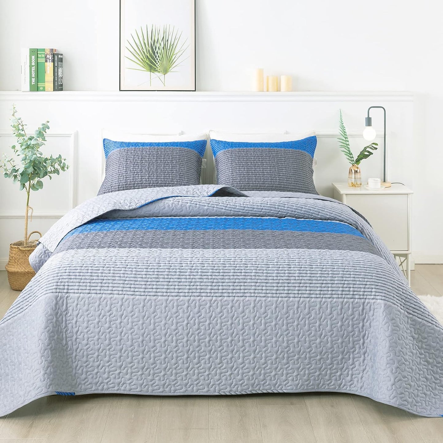 King Size Quilt Set Mineral Blue, 3 Pieces Summer Ultra Soft Lightweight Bedspreads & Coverlets Set, Patchwork Striped Quilted Bedding Sets for All Seasons (1 Quilt, 2 Pillow Shams)
