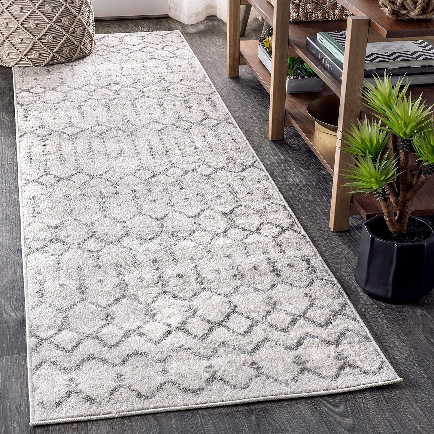 MOH101B-8 Moroccan Hype Boho Vintage Diamond 8 ft. x 10 ft. Area-Rug, Bohemian, Southwestern, Casual, Transitional, Pet Friendly, Non Shedding, Stain Resistant, Easy-Cleaning, Cream/Gray