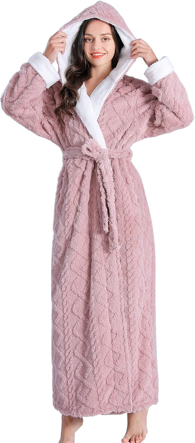 Women's fluffy hooded plush bathrobe Winter warm and soft ladies long bathrobe