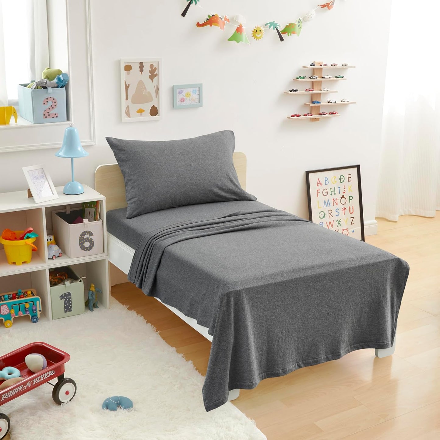 Basics 4 Piece Bed Sheets Set, 100% Cotton Jersey, Includes Super Soft, Flat and Fitted Sheets, Pillowcase, King, Oatmeal, Solid
