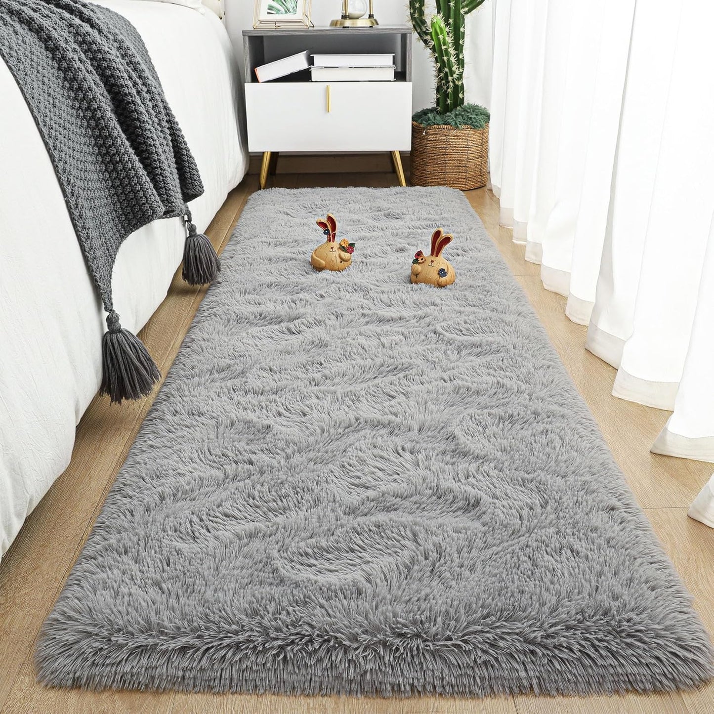 Area Rugs 8x10 for Living Room, Super Soft Fluffy Rugs for Bedroom, Modern Shaggy Rug Fuzzy Carpets for Kids, Plush Indoor Nursery Home Decor Rug with Non-Slip Bottom, Black